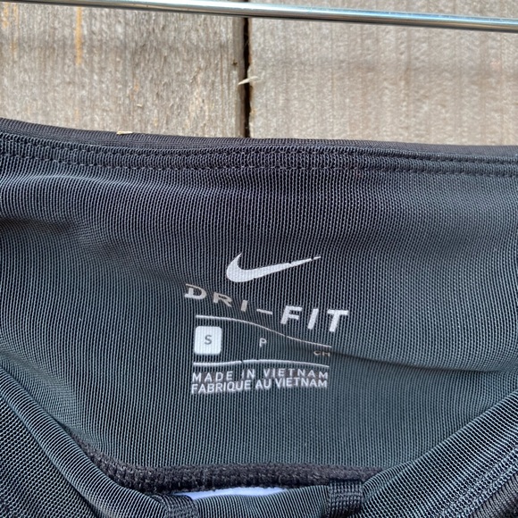 Nike Leggings - Picture 3 of 3